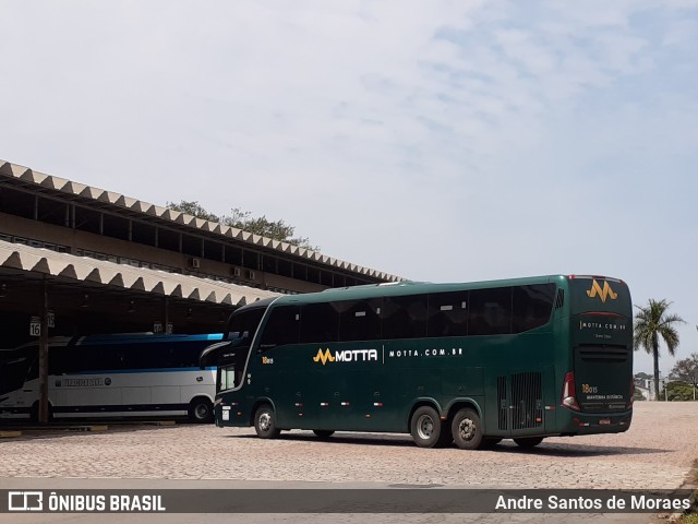 Viação Motta 18015 na cidade de Americana, São Paulo, Brasil, por Andre Santos de Moraes. Número da foto: #10505943.