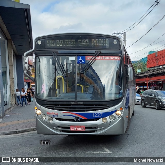 BBTT - Benfica Barueri Transporte e Turismo 1227 na cidade de Itapevi, São Paulo, Brasil, por Michel Nowacki. ID da foto: 10507653.