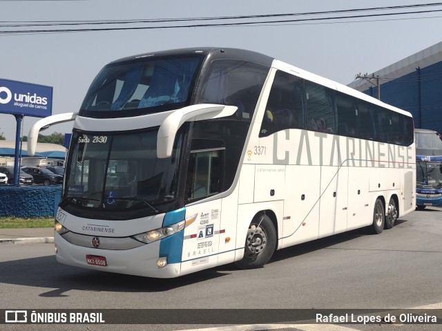 Auto Viação Catarinense 3371 na cidade de São Paulo, São Paulo, Brasil, por Rafael Lopes de Oliveira. Número da foto: #10507262.