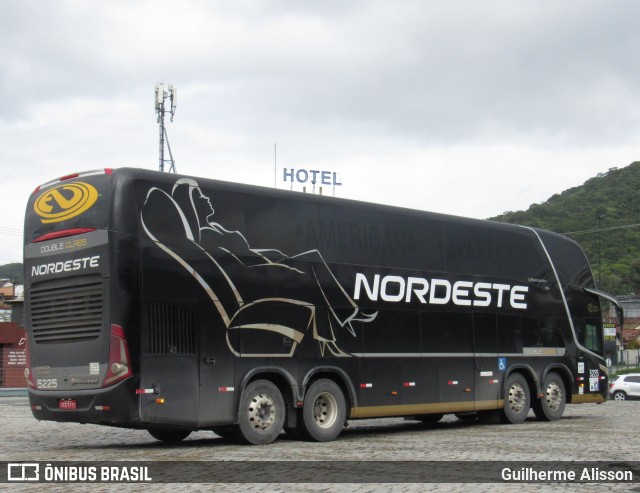 Expresso Nordeste 5225 na cidade de Balneário Camboriú, Santa Catarina, Brasil, por Guilherme Alisson. Número da foto: #10506426.