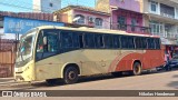 Ônibus Particulares 223 na cidade de Abaetetuba, Pará, Brasil, por Nikolas Henderson. ID da foto: :id.