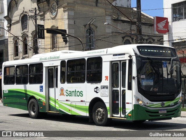 Viação Piracicabana Santos 4204 na cidade de Santos, São Paulo, Brasil, por Guilherme Justo. Número da foto: #10508719.