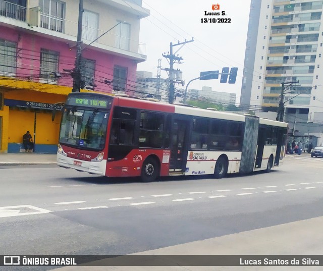 Viação Metrópole Paulista - Zona Sul 7 3792 na cidade de São Paulo, São Paulo, Brasil, por Lucas Santos da Silva. ID da foto: 10514084.