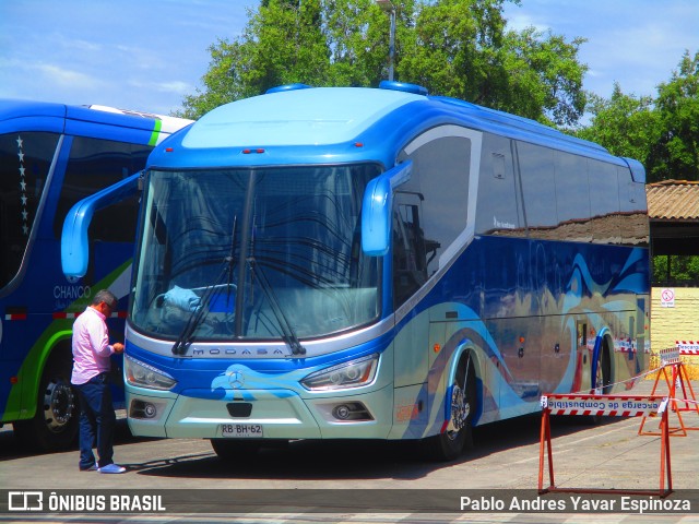 Pullman Altamar RBBH62 na cidade de Santa Cruz, Colchagua, Libertador General Bernardo O'Higgins, Chile, por Pablo Andres Yavar Espinoza. Número da foto: #10522167.