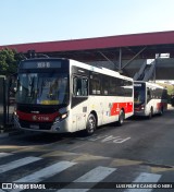Pêssego Transportes 4 7146 na cidade de São Paulo, São Paulo, Brasil, por LUIS FELIPE CANDIDO NERI. Número da foto: #:id.
