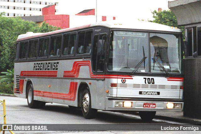 Viação Resendense 700 na cidade de São Paulo, São Paulo, Brasil, por Luciano Formiga. ID da foto: 10523221.