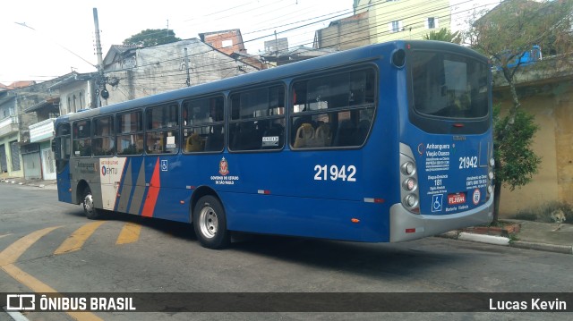 Viação Osasco 21.942 na cidade de Osasco, São Paulo, Brasil, por Lucas Kevin. Número da foto: #10524475.