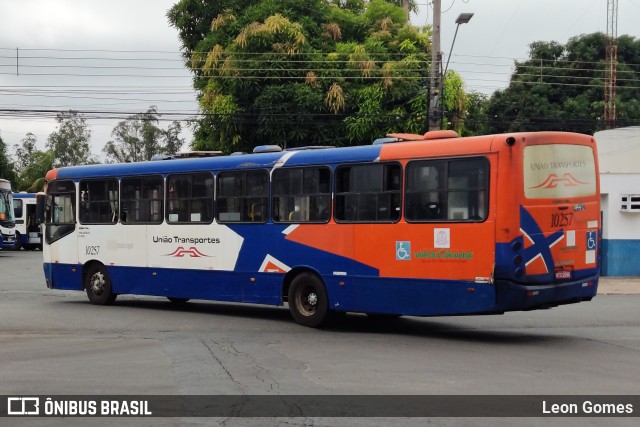 União Transportes 10257 na cidade de Várzea Grande, Mato Grosso, Brasil, por Leon Gomes. Número da foto: #10442050.
