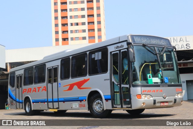 Expresso de Prata 0944 na cidade de Bauru, São Paulo, Brasil, por Diego Leão. ID da foto: 10442037.