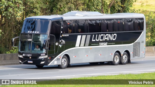 Luciano Turismo - Luciano Transportes 2020 na cidade de Joinville, Santa Catarina, Brasil, por Vinicius Petris. ID da foto: 10441635.