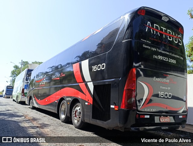 Artbus Turismo 1600 na cidade de Caldas Novas, Goiás, Brasil, por Vicente de Paulo Alves. ID da foto: 10527087.