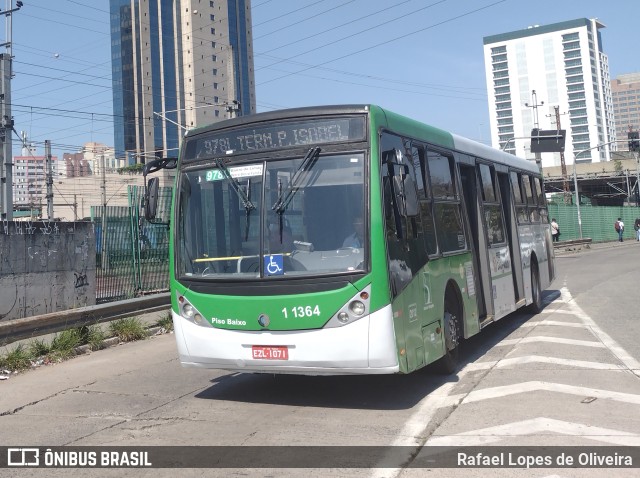 Viação Santa Brígida 1 1364 na cidade de São Paulo, São Paulo, Brasil, por Rafael Lopes de Oliveira. Número da foto: #10527174.