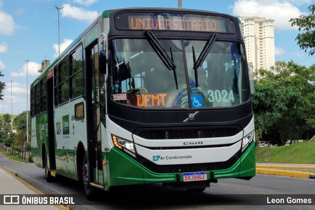 Expresso Caribus Transportes 3024 na cidade de Cuiabá, Mato Grosso, Brasil, por Leon Gomes. ID da foto: 10526894.