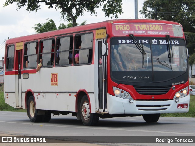 Ônibus Particulares 1064 na cidade de Rio Largo, Alagoas, Brasil, por Rodrigo Fonseca. Número da foto: #10527442.