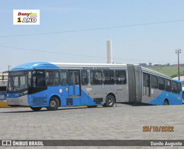 VB Transportes e Turismo 1428 na cidade de Campinas, São Paulo, Brasil, por Danilo Augusto. ID da foto: 10530739.