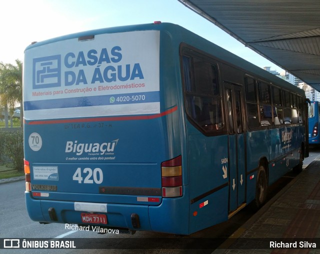 Biguaçu Transportes Coletivos Administração e Participação 420 na cidade de Florianópolis, Santa Catarina, Brasil, por Richard Silva. Número da foto: #10529282.