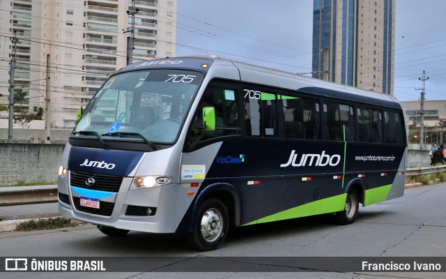 Jumbo Turismo 705 na cidade de São Paulo, São Paulo, Brasil, por Francisco Ivano. Número da foto: #10531429.