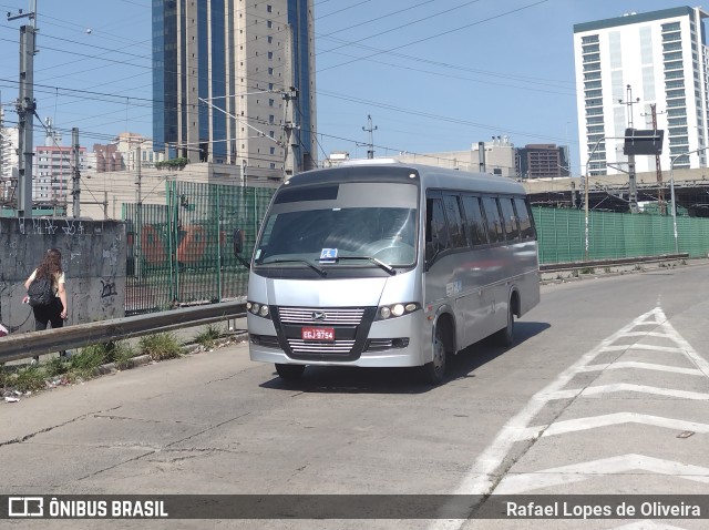 Ônibus Particulares 9754 na cidade de São Paulo, São Paulo, Brasil, por Rafael Lopes de Oliveira. Número da foto: #10528932.