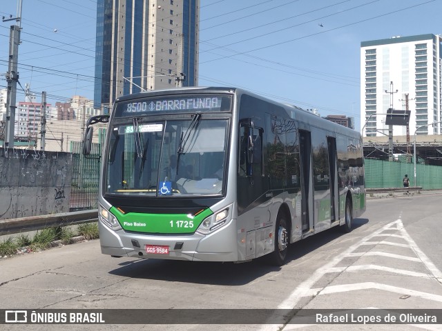 Viação Santa Brígida 1 1725 na cidade de São Paulo, São Paulo, Brasil, por Rafael Lopes de Oliveira. Número da foto: #10528897.