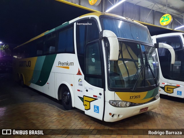 Empresa Gontijo de Transportes 17365 na cidade de Perdões, Minas Gerais, Brasil, por Rodrigo Barraza. ID da foto: 10530000.