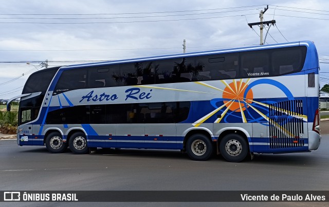 Astro Rei Turismo 13000 na cidade de Caldas Novas, Goiás, Brasil, por Vicente de Paulo Alves. ID da foto: 10529105.