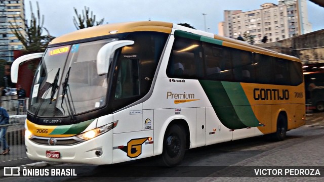 Empresa Gontijo de Transportes 7065 na cidade de Belo Horizonte, Minas Gerais, Brasil, por VICTOR PEDROZA. ID da foto: 10531453.