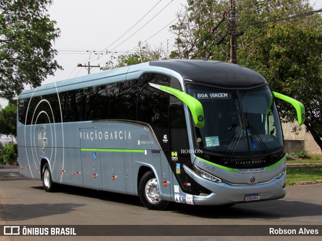 Viação Garcia 82068 na cidade de Paranavaí, Paraná, Brasil, por Robson Alves. Número da foto: #10445880.