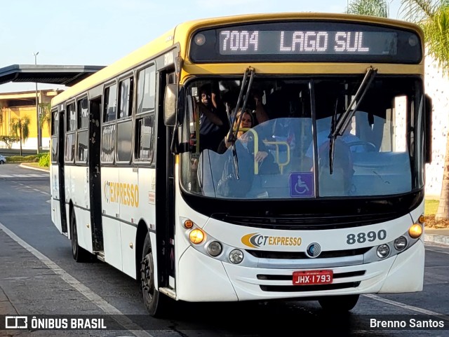 CT Expresso 8890 na cidade de Lago Sul, Distrito Federal, Brasil, por Brenno Santos. Número da foto: #10444295.