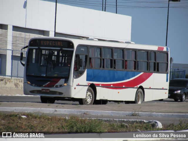 Ônibus Particulares 1132 na cidade de Caruaru, Pernambuco, Brasil, por Lenilson da Silva Pessoa. Número da foto: #10445520.