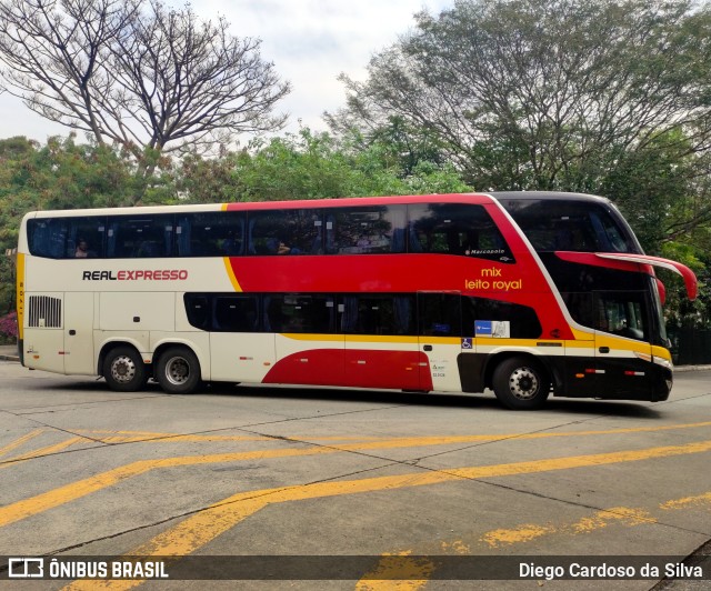 Real Expresso 11705 na cidade de São Paulo, São Paulo, Brasil, por Diego Cardoso da Silva. Número da foto: #10445014.