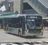 Via Sudeste Transportes S.A. 5 1113 na cidade de São Paulo, São Paulo, Brasil, por Matheus Costa. ID da foto: :id.