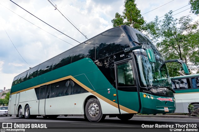 Flecha Roja México-Toluca-San Luis Mextepec-Querétaro 924 na cidade de Álvaro Obregón, Ciudad de México, México, por Omar Ramírez Thor2102. Número da foto: #10447013.