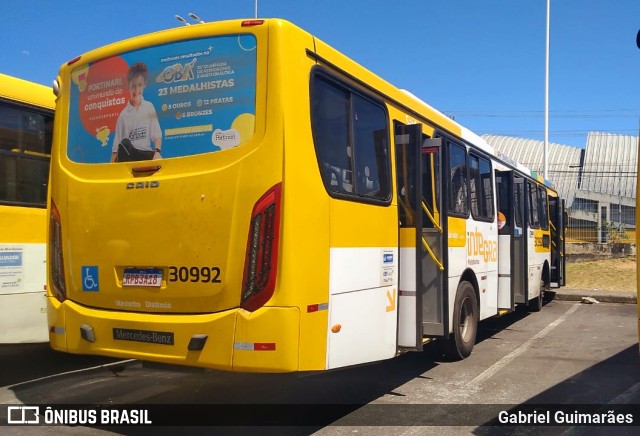 Plataforma Transportes 30992 na cidade de Salvador, Bahia, Brasil, por Gabriel Guimarães. ID da foto: 10448625.