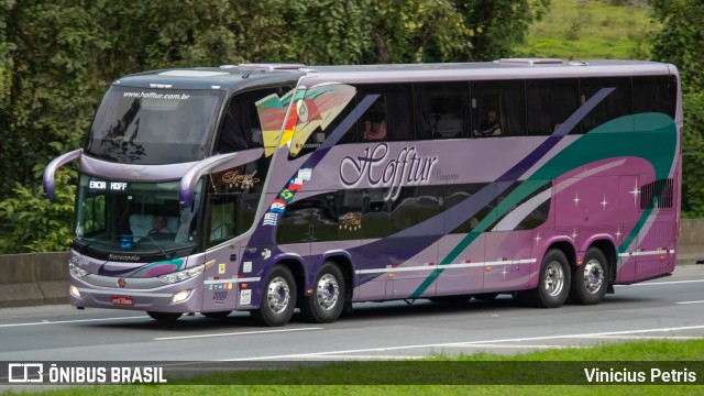 Hofftur Transportes e Turismo 2000 na cidade de Joinville, Santa Catarina, Brasil, por Vinicius Petris. ID da foto: 10448610.