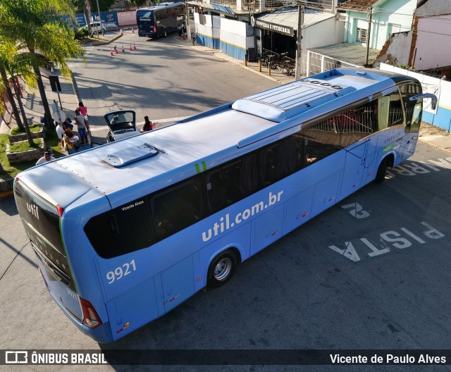 UTIL - União Transporte Interestadual de Luxo 9921 na cidade de Aparecida, São Paulo, Brasil, por Vicente de Paulo Alves. ID da foto: 10451016.