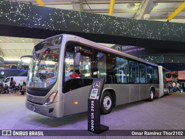 Mercedes-Benz O-500 UA 2938 BLUETEC 6 na cidade de Puebla, Puebla, México, por Omar Ramírez Thor2102. Número da foto: #10454589.