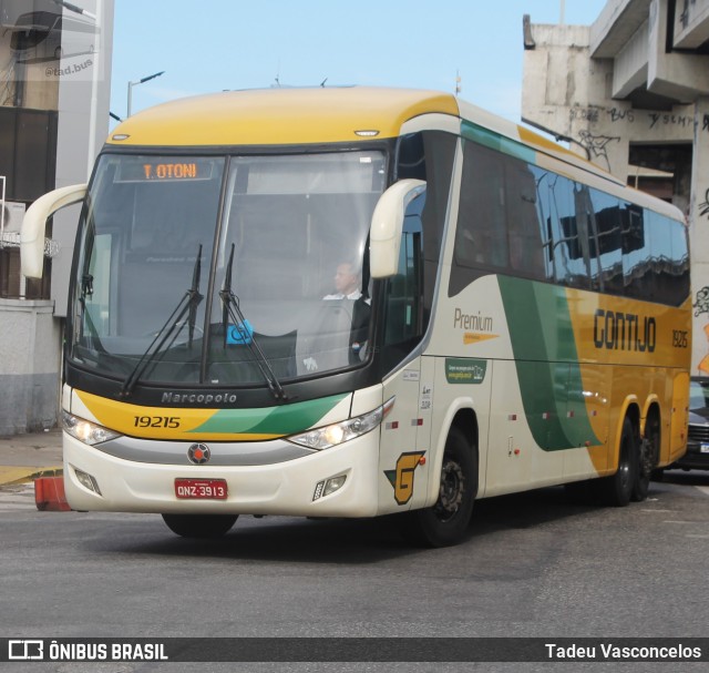 Empresa Gontijo de Transportes 19215 na cidade de Rio de Janeiro, Rio de Janeiro, Brasil, por Tadeu Vasconcelos. Número da foto: #10459495.