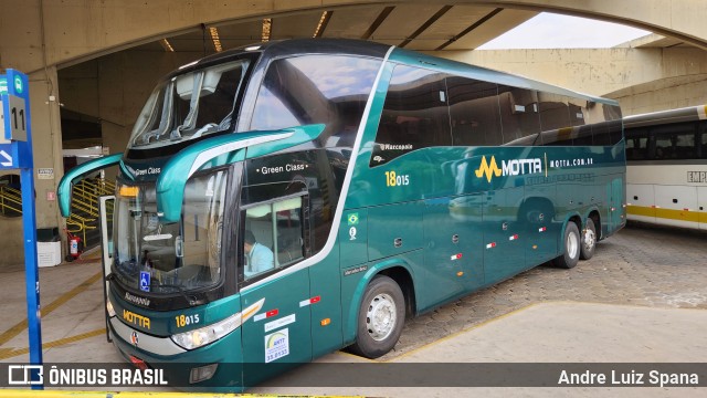 Viação Motta 18015 na cidade de São Carlos, São Paulo, Brasil, por Andre Luiz Spana. Número da foto: #10461820.