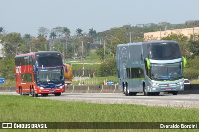 Viação Garcia 8642 na cidade de São José dos Campos, São Paulo, Brasil, por Everaldo Bordini. Número da foto: #10462041.