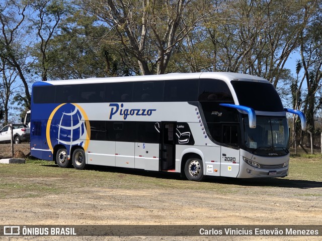 Pigozzo Turismo 2020 na cidade de Cachoeira Paulista, São Paulo, Brasil, por Carlos Vinicius Estevão Menezes. ID da foto: 10460282.