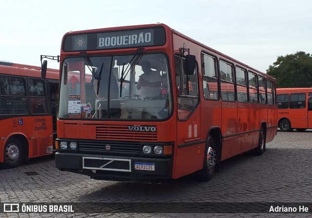 Ônibus Particulares 6306 na cidade de Curitiba, Paraná, Brasil, por Adriano He. ID da foto: 10533608.