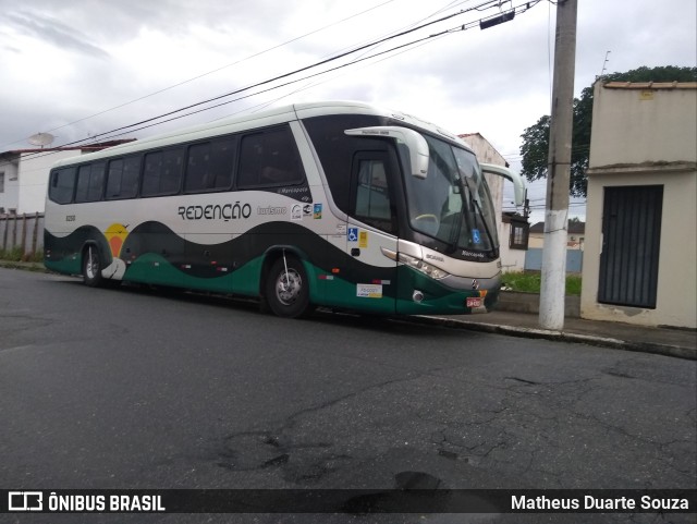 Redenção Turismo 8250 na cidade de Guaratinguetá, São Paulo, Brasil, por Matheus Duarte Souza. Número da foto: #10558208.