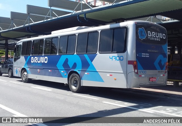 Bruno Turismo 4700 na cidade de Florianópolis, Santa Catarina, Brasil, por ANDERSON FÉLIX. ID da foto: 10559743.