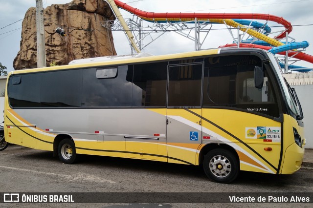 Ônibus Particulares 0734 na cidade de Caldas Novas, Goiás, Brasil, por Vicente de Paulo Alves. ID da foto: 10560735.