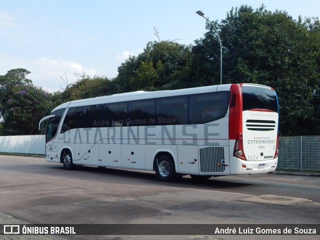 Auto Viação Catarinense 3424 na cidade de Curitiba, Paraná, Brasil, por André Luiz Gomes de Souza. ID da foto: 10564651.