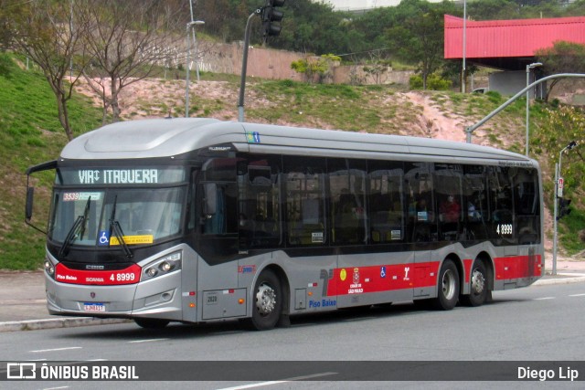 Express Transportes Urbanos Ltda 4 8999 na cidade de São Paulo, São Paulo, Brasil, por Diego Lip. ID da foto: 10564326.