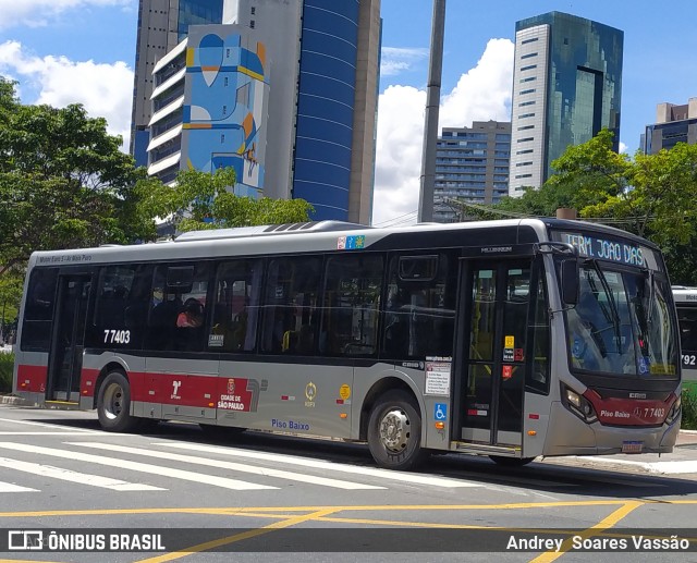KBPX Administração e Participação > Transkuba 7 7403 na cidade de São Paulo, São Paulo, Brasil, por Andrey  Soares Vassão. Número da foto: #10567211.