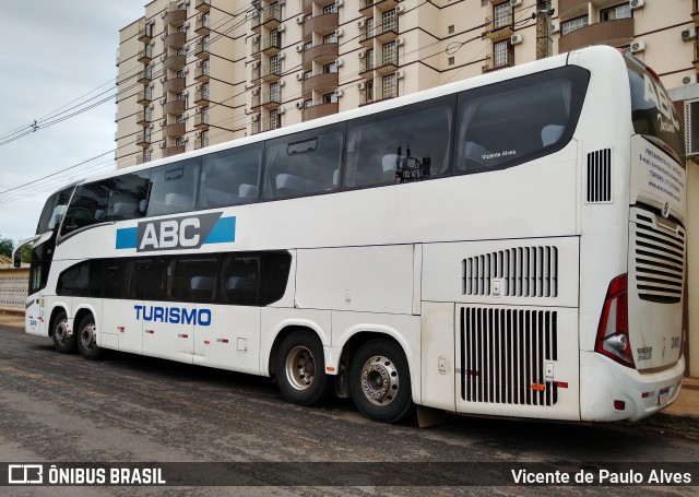 ABC Turismo 2410 na cidade de Caldas Novas, Goiás, Brasil, por Vicente de Paulo Alves. Número da foto: #10566799.