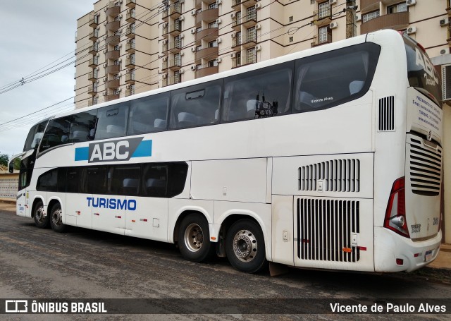 ABC Turismo 2410 na cidade de Caldas Novas, Goiás, Brasil, por Vicente de Paulo Alves. ID da foto: 10566799.