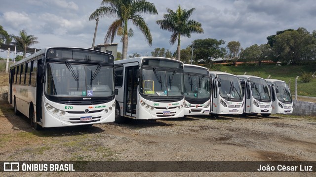 MinasSul - Minastur - Viação Minas Tour 070 na cidade de Oliveira, Minas Gerais, Brasil, por João César Luz. Número da foto: #10569802.